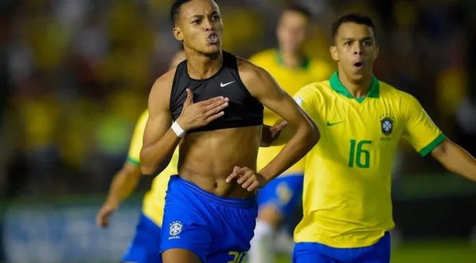 Lázaro, ex-Flamengo, é o novo reforço do Palmeiras
