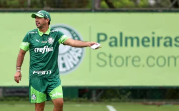 O técnico Abel Ferreira, da SE Palmeiras, durante treinamento, na Academia de Futebol. (Foto: Fabio Menotti/Palmeiras/by Canon)