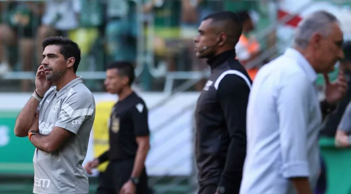 Abel Ferreira, técnico do Palmeiras, em jogo contra o Flamengo