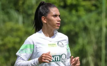 Gaby Santos treinando pelo Palmeiras Feminino (Foto: Paloma Cass)