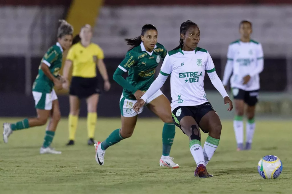 Partida entre Palmeiras e América-MG pelo Campeonato Brasileiro Feminino (Foto: Reprodução)
