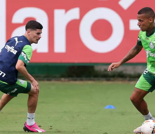 Rômulo e Garcia treinam na Academia de Futebol do Palmeiras