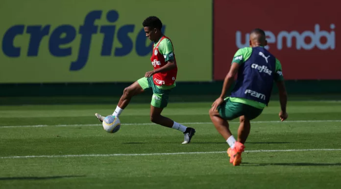 O jogador Estêvão, da SE Palmeiras, durante treinamento, na Academia de Futebol. (Foto: Cesar Greco/Palmeiras/by Canon)